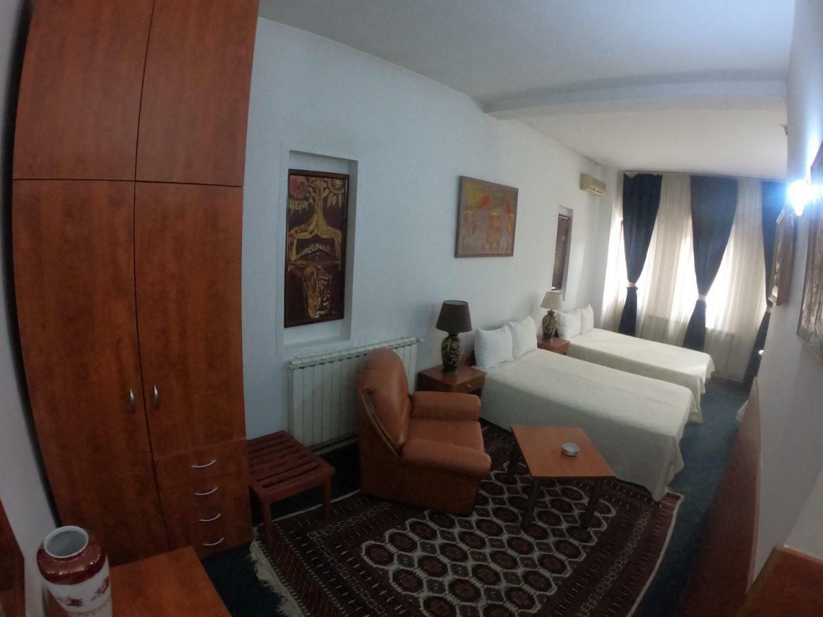 Hotel Vergina Skopje Exteriér fotografie