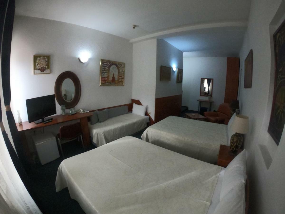 Hotel Vergina Skopje Exteriér fotografie