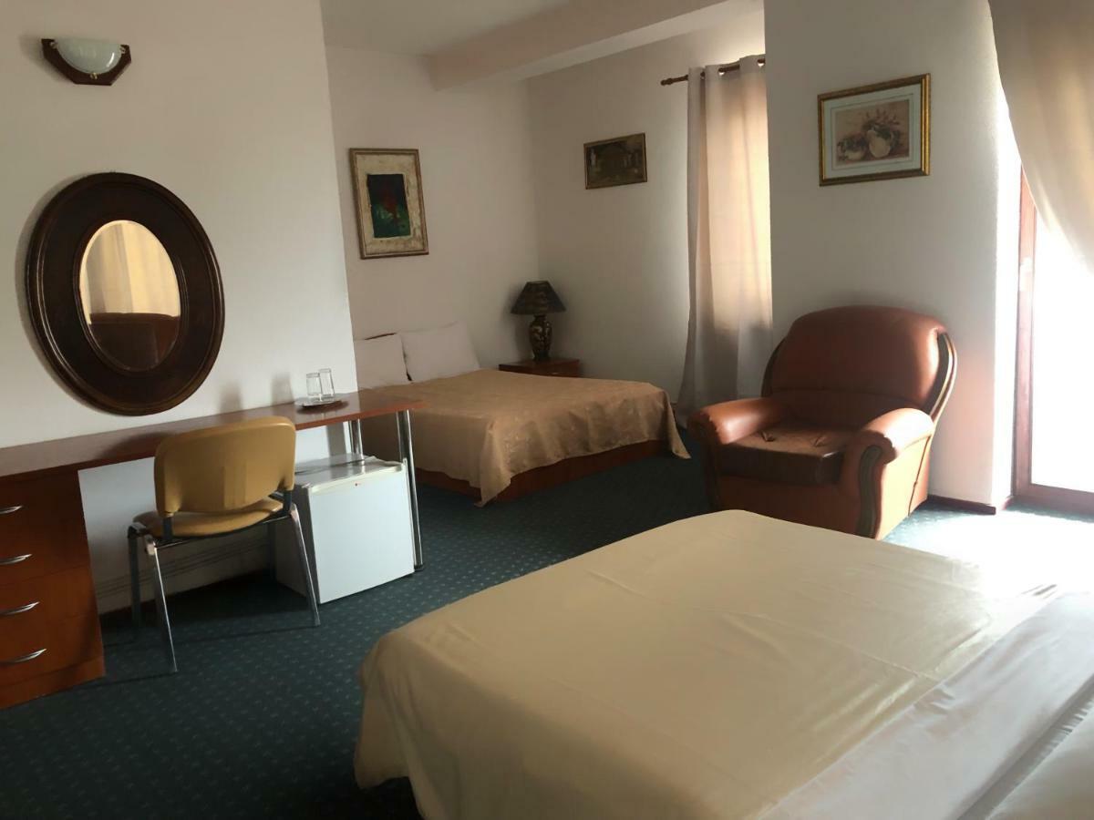 Hotel Vergina Skopje Exteriér fotografie